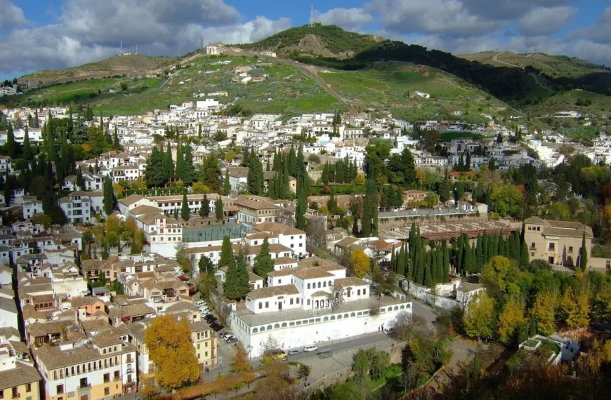 Granada Bezienswaardigheden