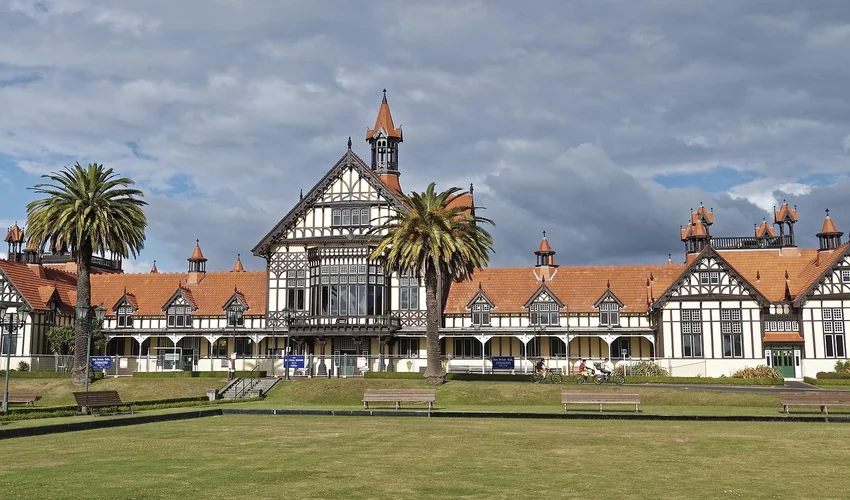 Nieuw-Zeeland Bezienswaardigheden en Activiteiten Top 28 Rotorua, Tudor Towers