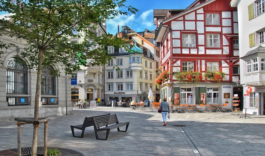 Zwitserse Gewoontes, Tradities en Gebruiken Top 25 Zwitzerland Bloemrijke balkons