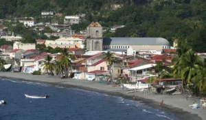 Sociale regels en etiquette in Martinique: Mijn ervaringen Lees meer over het artikel Sociale regels en etiquette in Martinique: Mijn ervaringen