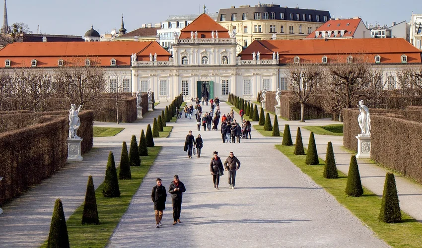 Welke steden hebben de meeste bezienswaardigheden? Wenen, Schönbrunn, Hofburg paleis en veel Meer