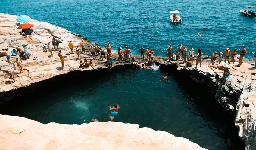 Thassos Giola